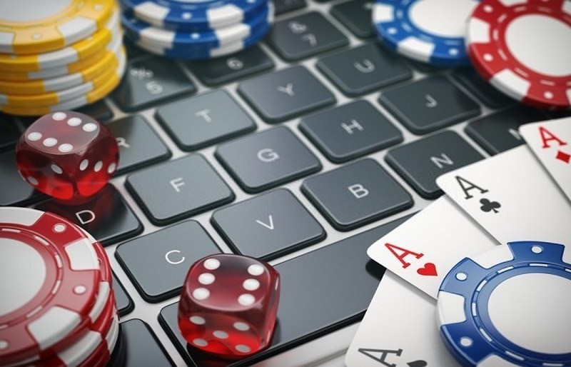 Lượng người chơi game bài đông đảo, gia tăng từng ngày